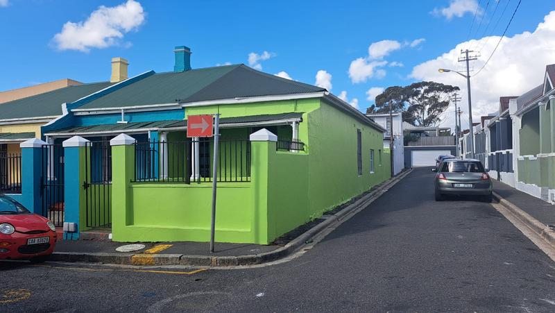 2 Bedroom Property for Sale in Woodstock Western Cape